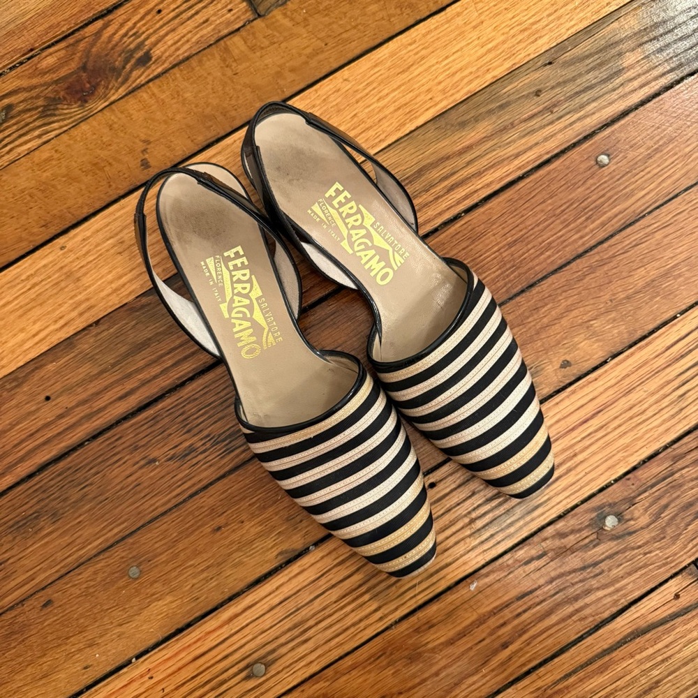 Salvatore Ferragamo Black and Tan Flats 7.5 AAAA